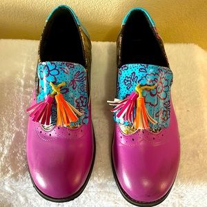 Cute Loafer Shoes w/tassels